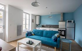 Appartement Avec Terrasse Et Parking, A Meaux